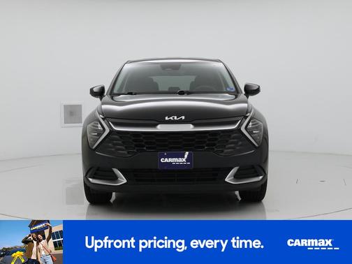 Black 2024 Kia Sportage LX