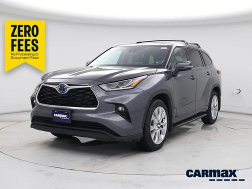 Gray 2023 Toyota Highlander Hybrid Limited