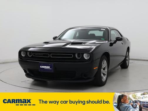 2015 Dodge Challenger SXT