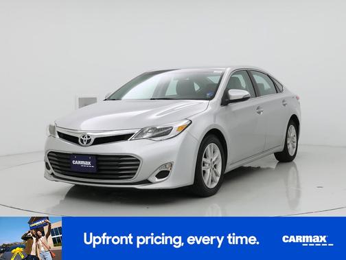 Silver 2014 Toyota Avalon XLE