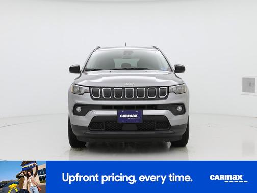Silver 2022 Jeep Compass Latitude