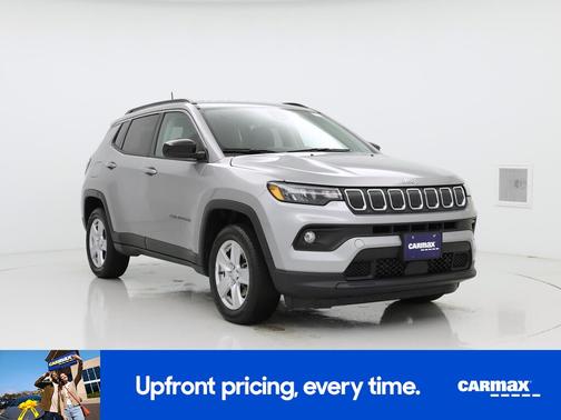 Silver 2022 Jeep Compass Latitude