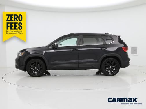 Black 2022 Volkswagen Taos SE