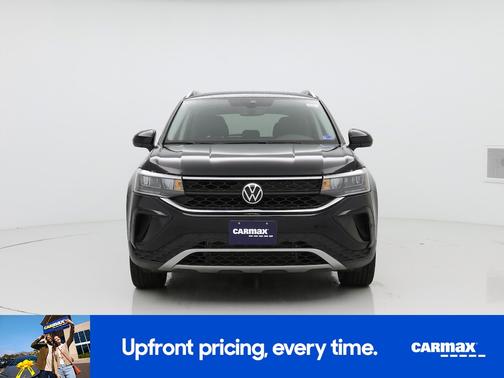 Black 2022 Volkswagen Taos SE