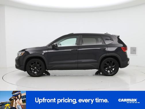 Black 2022 Volkswagen Taos SE