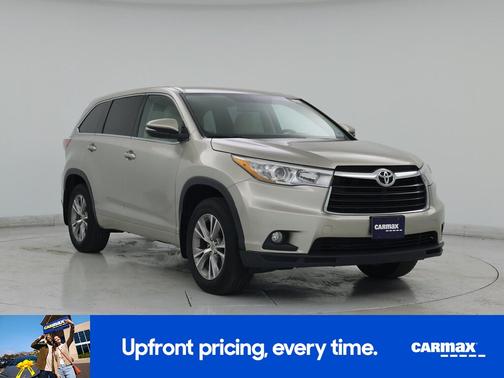 Gold 2015 Toyota Highlander LE Plus