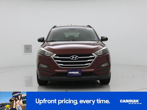 Burgundy 2017 Hyundai TUCSON SE