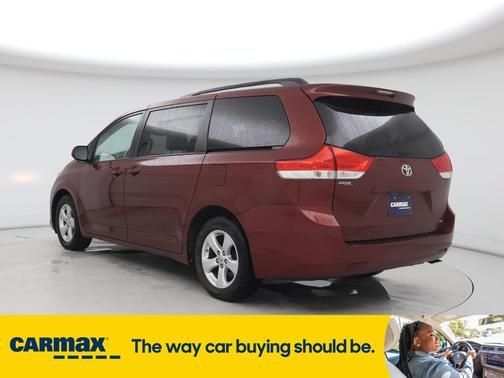 2014 Toyota Sienna LE