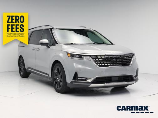 Gray 2024 Kia Carnival SX