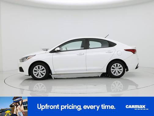 2022 Hyundai Accent SE