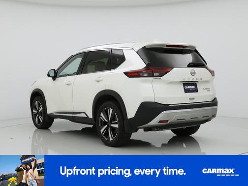 White 2023 Nissan Rogue Platinum