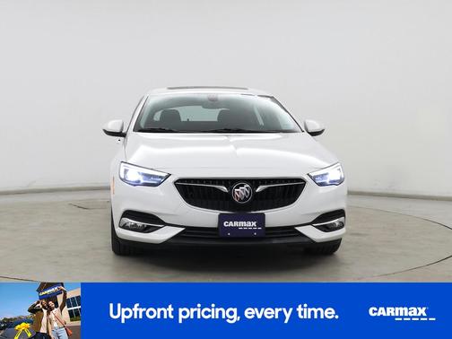 2019 Buick Regal Sportback Essence