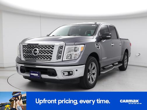 2017 Nissan Titan SV