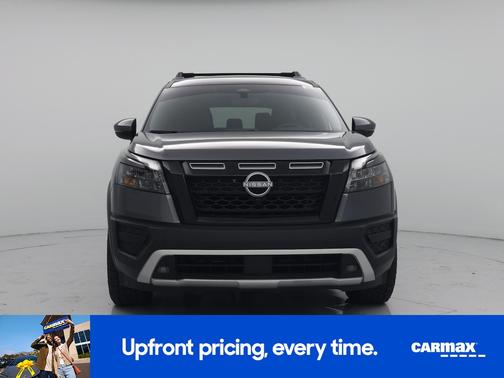 Gray 2025 Nissan Pathfinder Rock Creek