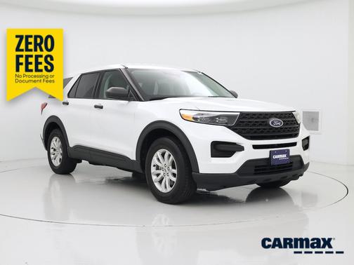 White 2021 Ford Explorer