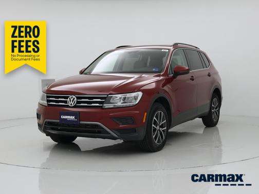 Burgundy 2019 Volkswagen Tiguan SE