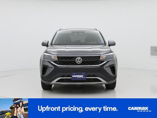 Gray 2022 Volkswagen Taos SE