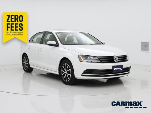 White 2017 Volkswagen Jetta SE