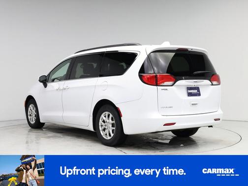 2020 Chrysler Voyager LXI
