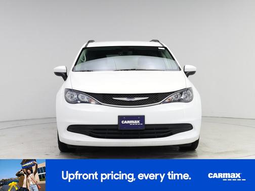 2020 Chrysler Voyager LXI