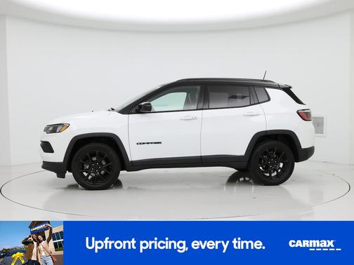 White 2022 Jeep Compass Altitude