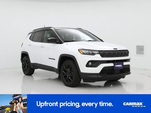 White 2022 Jeep Compass Altitude