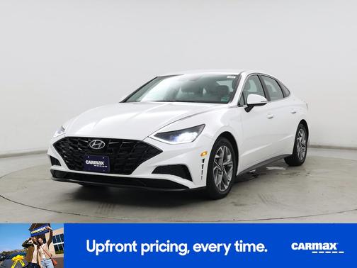 2022 Hyundai SONATA SEL