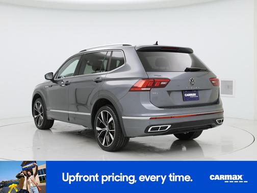 Gray 2023 Volkswagen Tiguan SEL R-Line