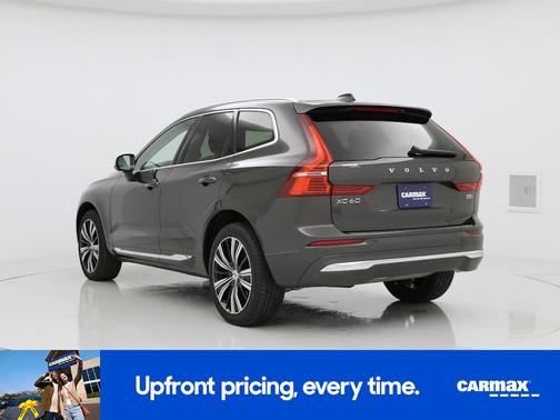 2023 Volvo XC60 B5 Plus Dark Theme