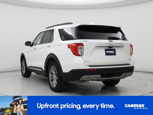 White 2022 Ford Explorer XLT