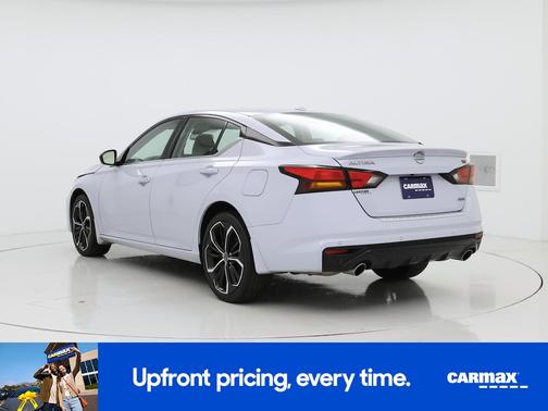 Gray 2023 Nissan Altima SR