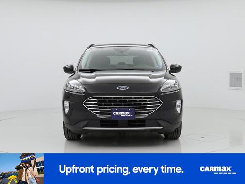 2022 Ford Escape PHEV Titanium