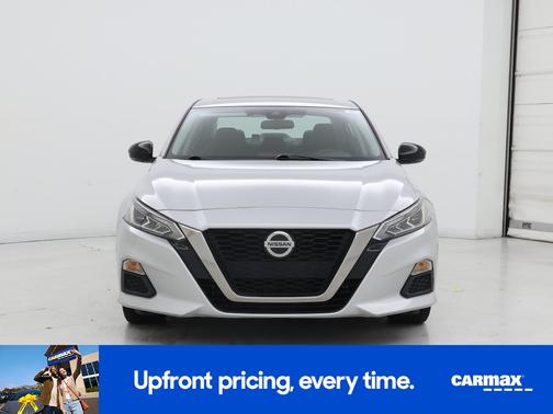 Silver 2020 Nissan Altima SR