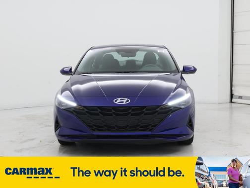 2021 Hyundai ELANTRA SE