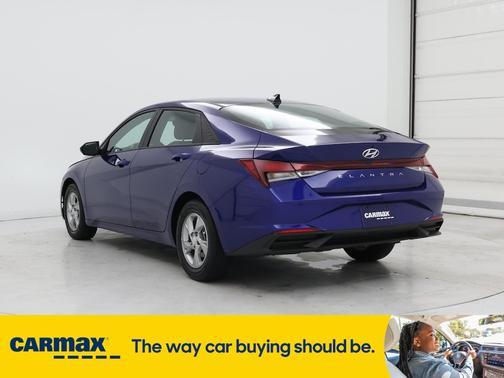 2021 Hyundai ELANTRA SE