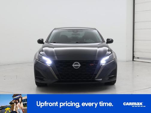 2023 Nissan Altima SR