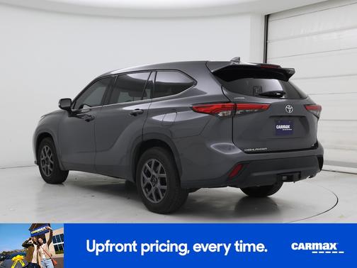 2021 Toyota Highlander LE