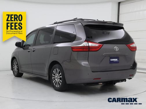 Gray 2019 Toyota Sienna XLE