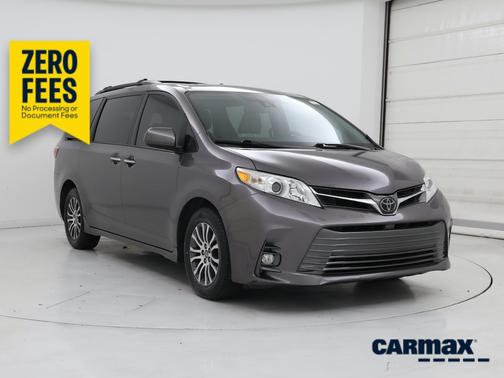 Gray 2019 Toyota Sienna XLE