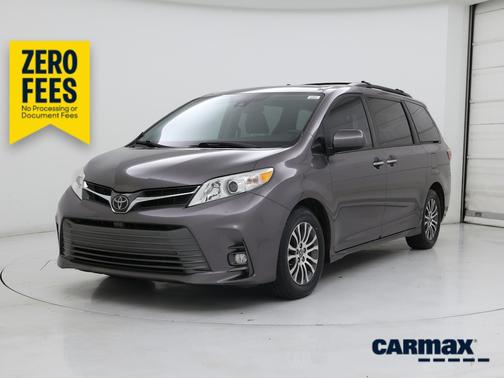 Gray 2019 Toyota Sienna XLE