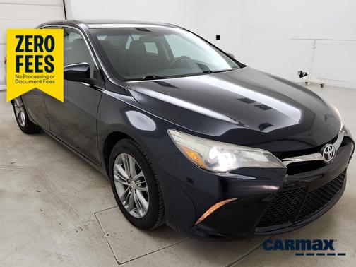 Blue 2015 Toyota Camry SE