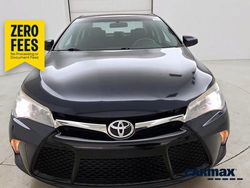 Blue 2015 Toyota Camry SE