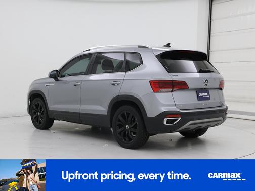 Silver 2022 Volkswagen Taos SE