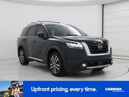 2022 Nissan Pathfinder Platinum