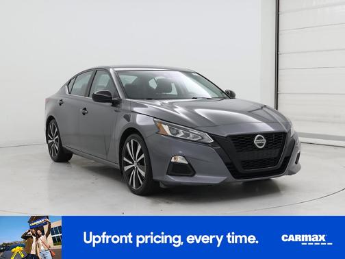 2022 Nissan Altima SR