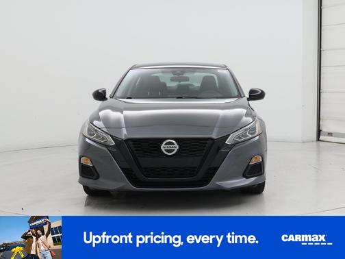 2022 Nissan Altima SR
