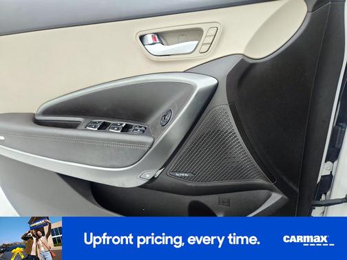 2017 Hyundai SANTA FE SE Ultimate