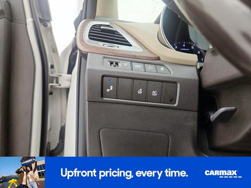 2017 Hyundai SANTA FE SE Ultimate