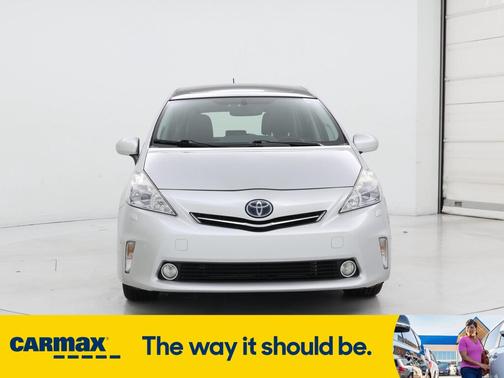 2013 Toyota Prius v Five