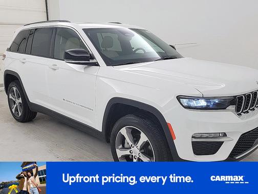 White 2023 Jeep Grand Cherokee Limited